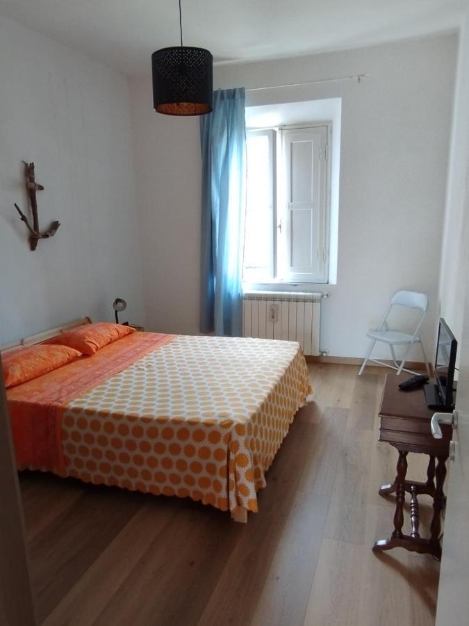 La Casina Di Lorenzo Apartment Livorno Ngoại thất bức ảnh
